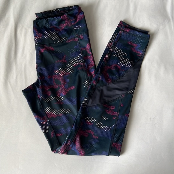 Joe Fresh Workout Set - Picture 4 of 6